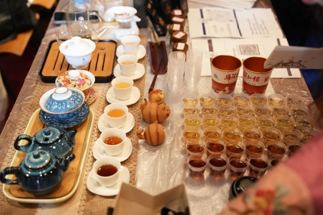 端午游园会茶席与瑞兽杯茶
